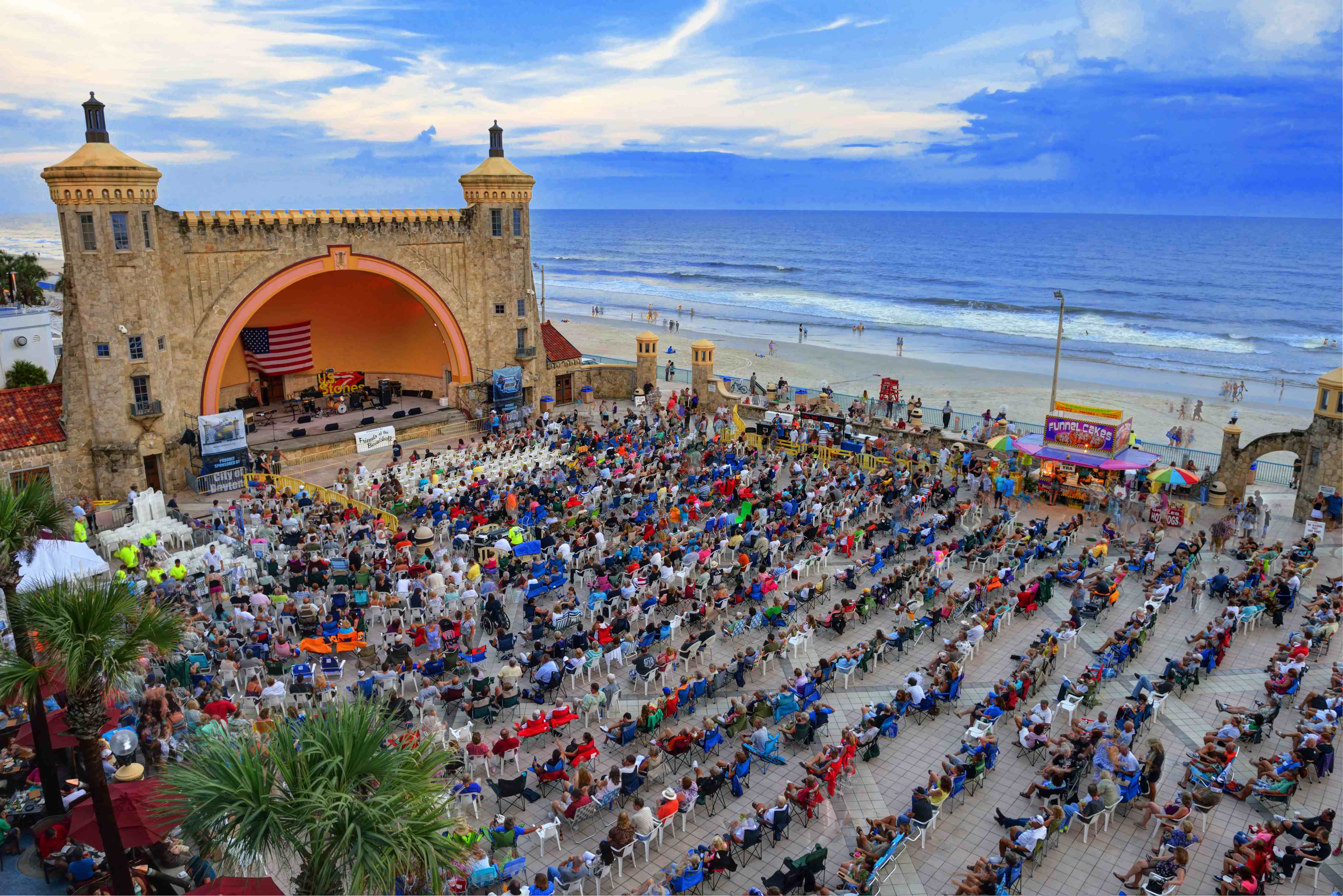 Crowd gathered at the Daytona Beach Bandshell for an oceanfront concert